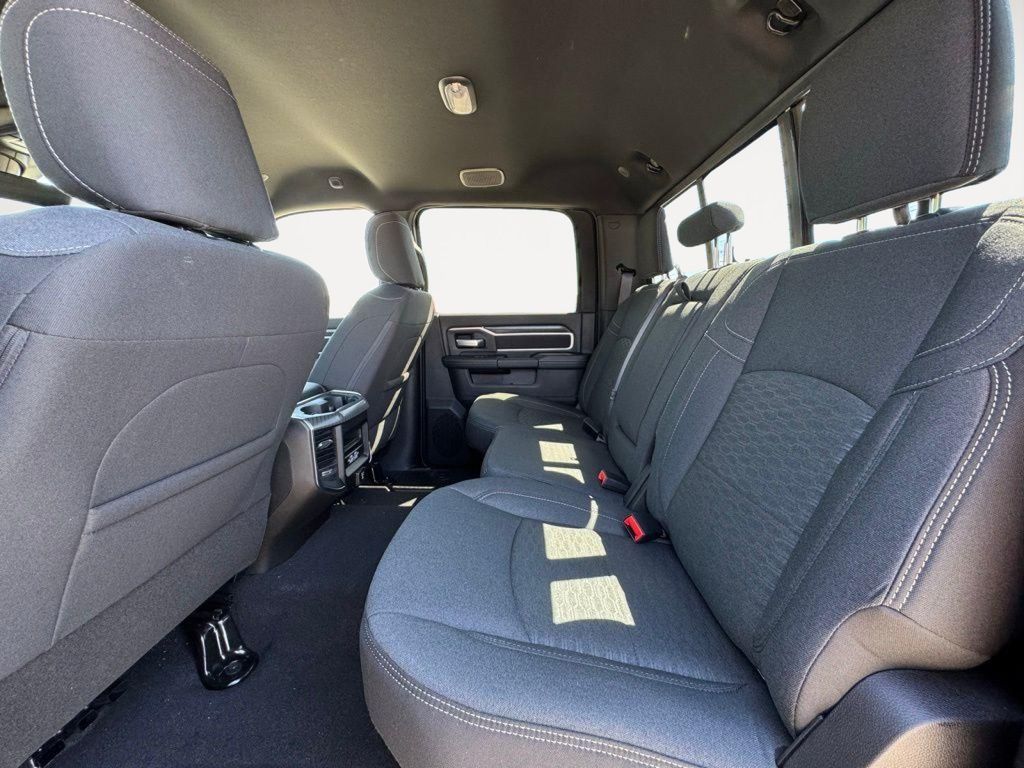 2025 RAM 2500 Big Horn - Photo 8
