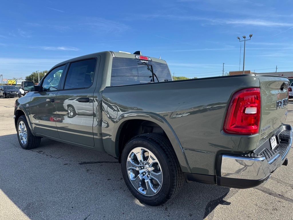 New 2026 Ram 1500 BIG HORN CREW CAB 4X4 5'7 BOX Pickup
