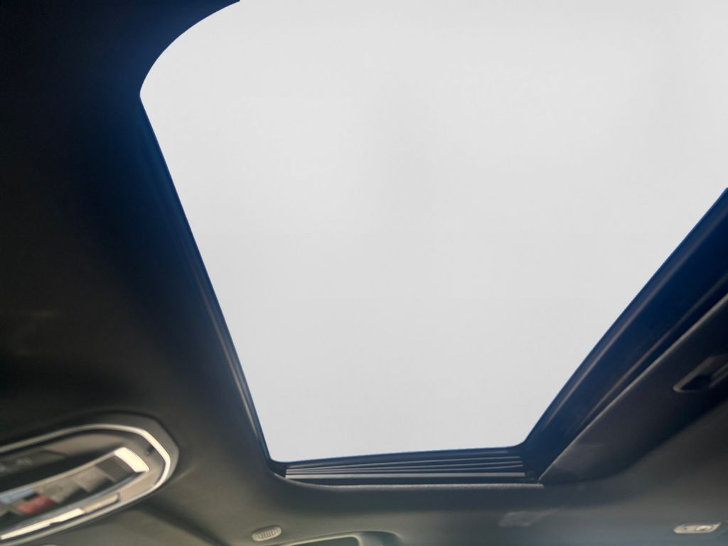 2025 Jeep Grand Cherokee Laredo - Photo 12