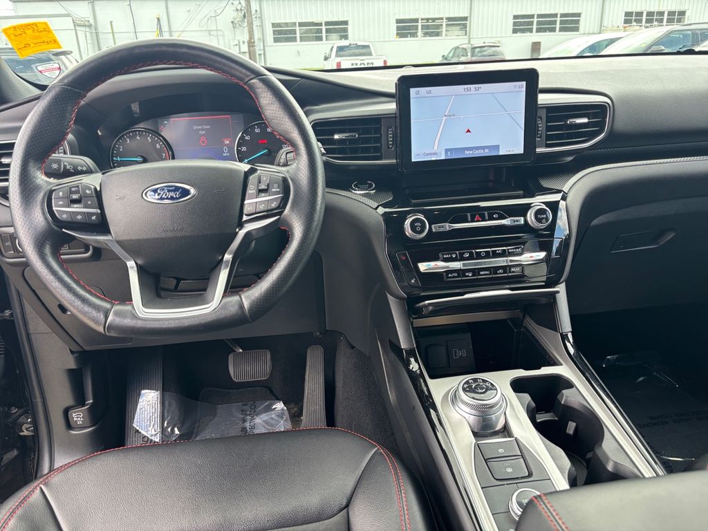 2023 Ford Explorer ST-LINE - Photo 29