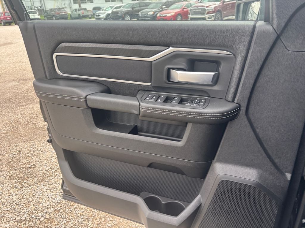 2025 RAM 2500 Big Horn - Photo 17