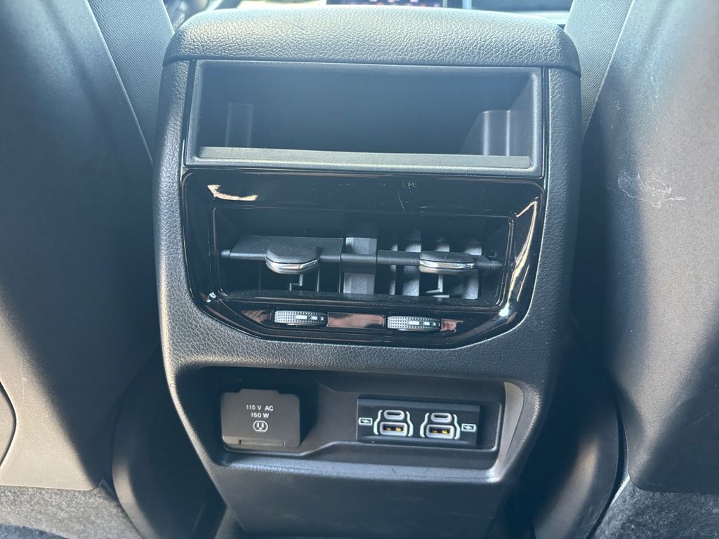 2025 Jeep Grand Cherokee Laredo - Photo 24