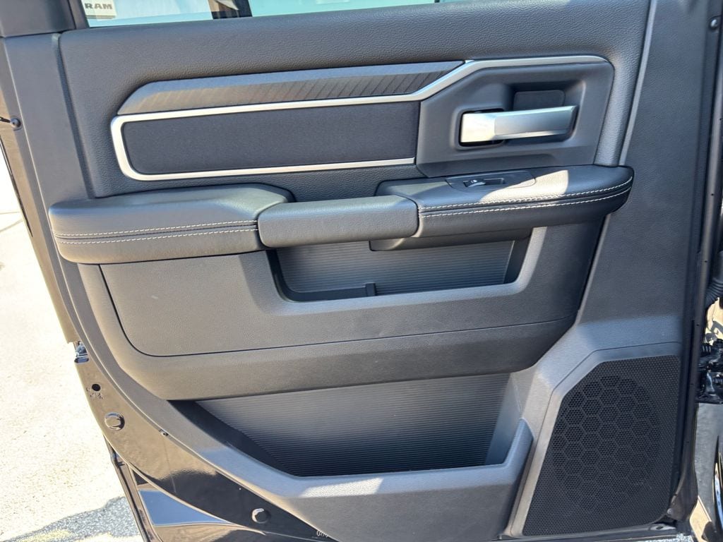 2025 RAM 2500 Big Horn - Photo 22