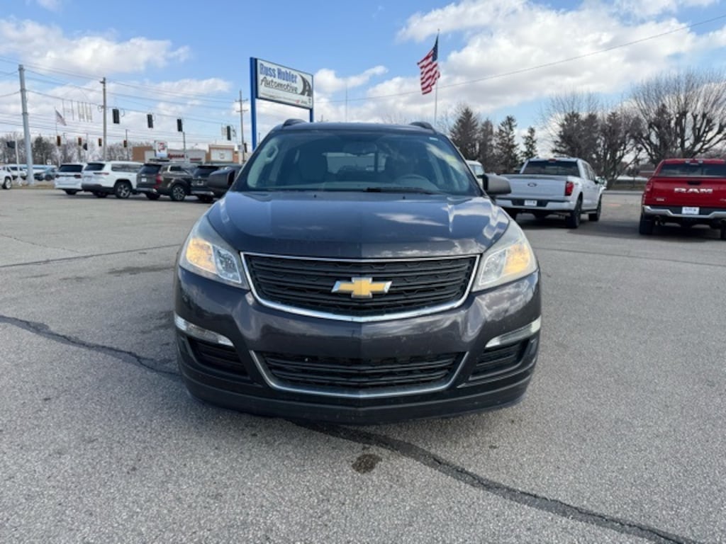 Used 2016 Chevrolet Traverse LS SUV
