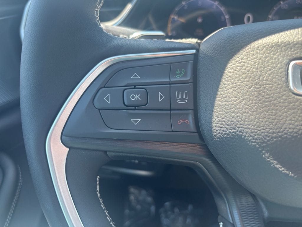 2025 Jeep Grand Cherokee Laredo - Photo 18