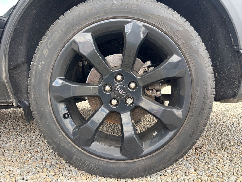 2023 Ford Explorer ST-LINE - Photo 28