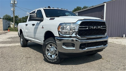 2024 Ram 2500 TRADESMAN CREW CAB 4X4 6'4 BOX Pickup