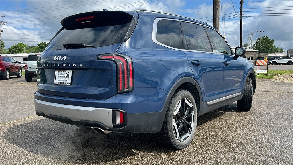 2023 Kia Telluride EX photo 3