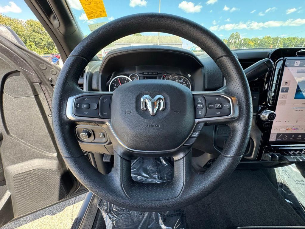2025 RAM 2500 Tradesman - Photo 19
