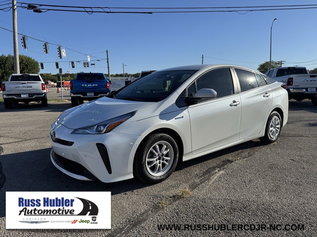 2019 Toyota Prius LE