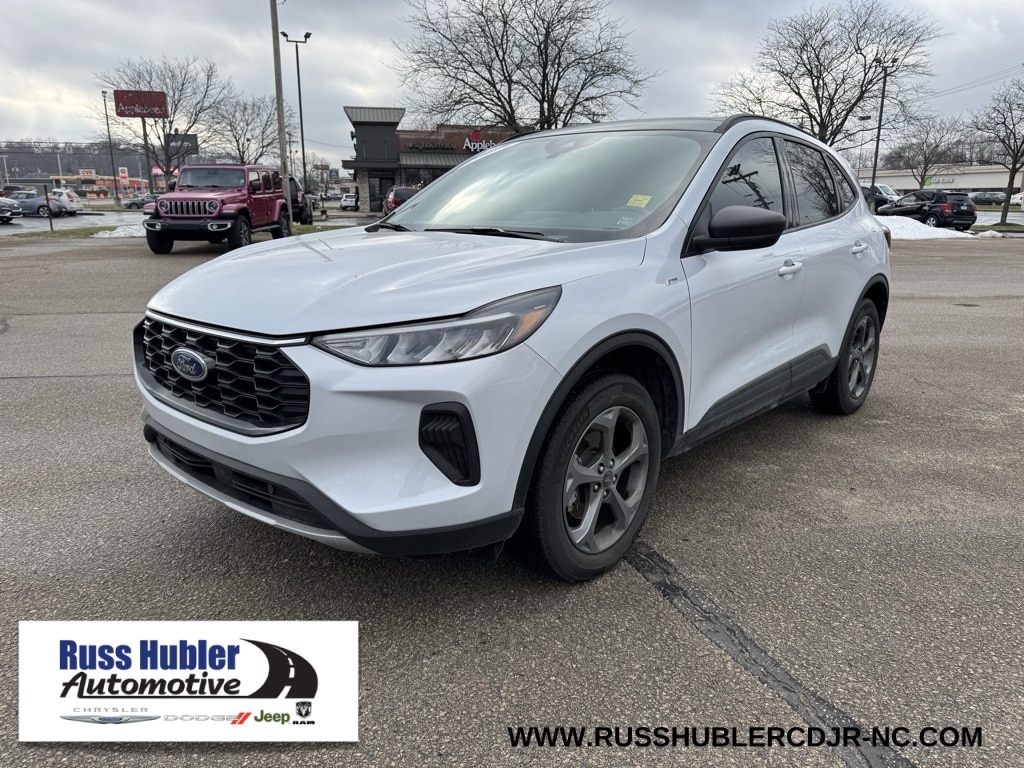 2025 Ford Escape ST-Line