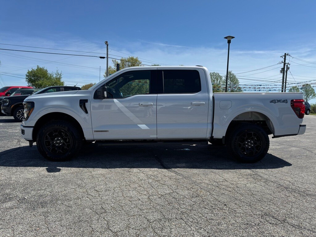 2025 Ford F-150 XLT photo 2
