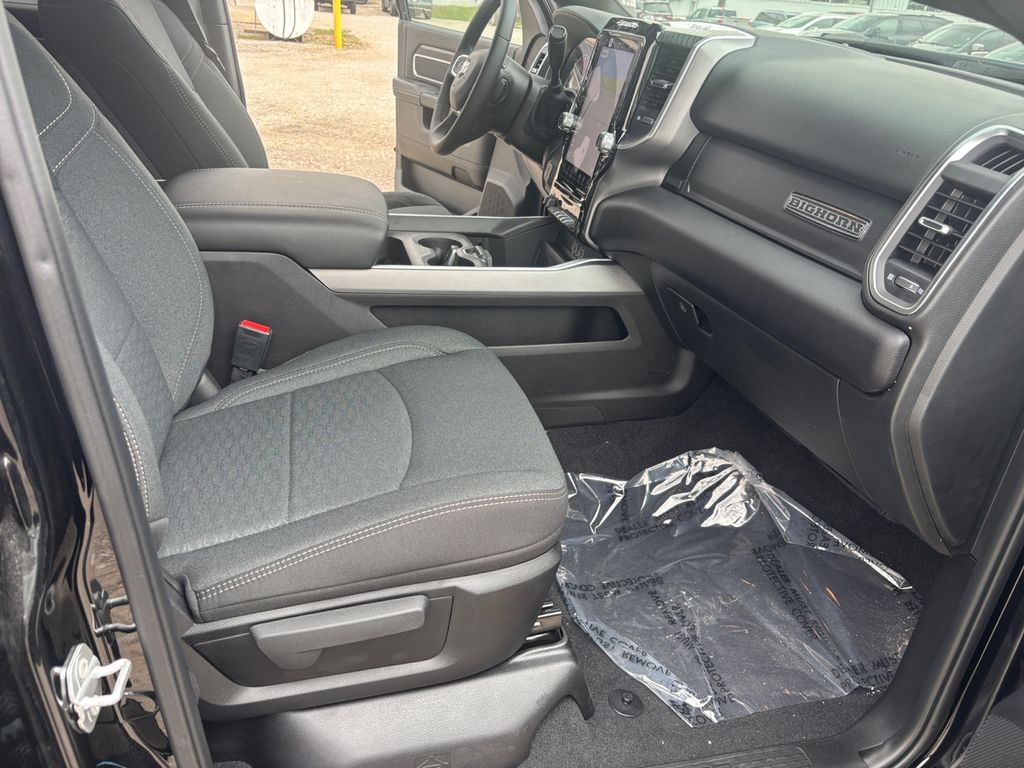 2025 RAM 2500 Big Horn - Photo 32