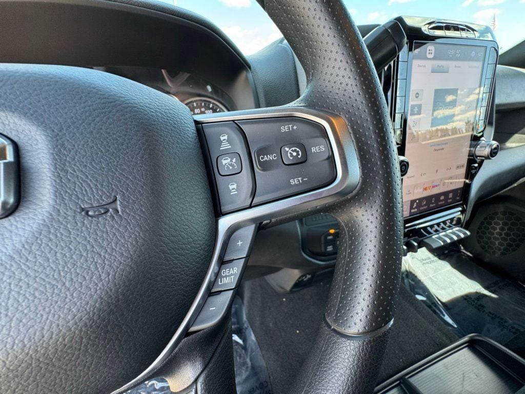 2025 RAM 2500 Tradesman - Photo 21