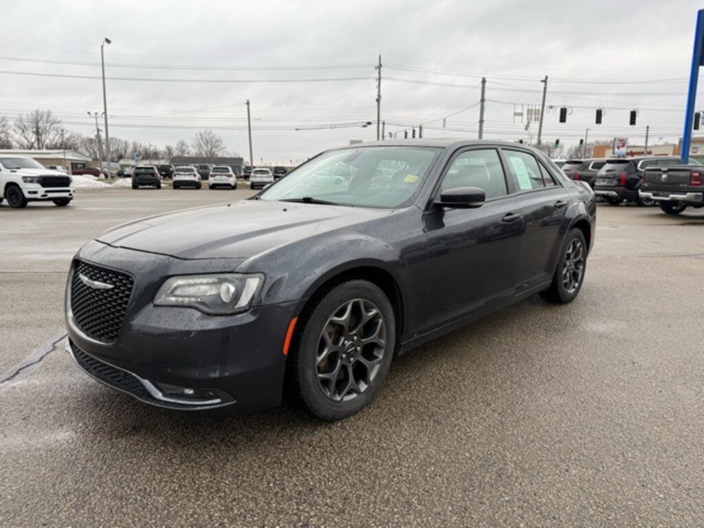 Used 2018 Chrysler 300 S Sedan