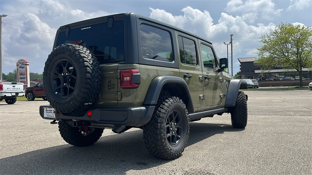 2025 Jeep Wrangler Sport photo 3