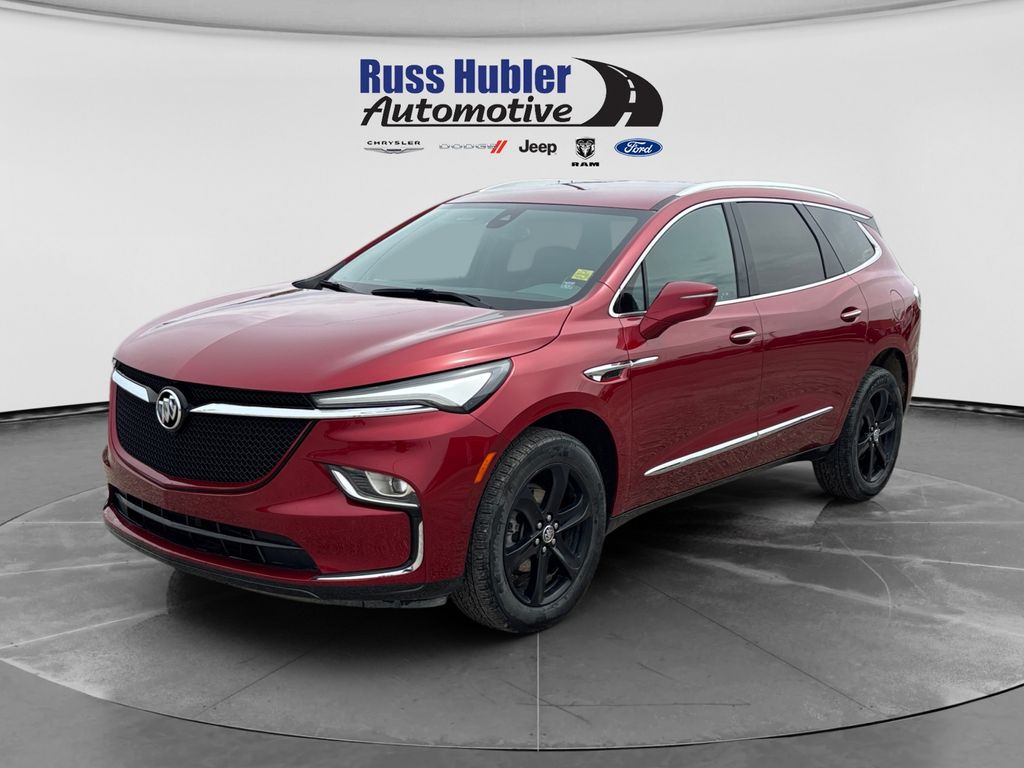 2024 Buick Enclave Essence's photo