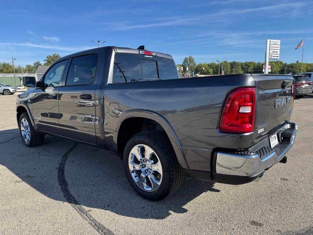 New 2026 Ram 1500 BIG HORN CREW CAB 4X4 5'7 BOX Pickup