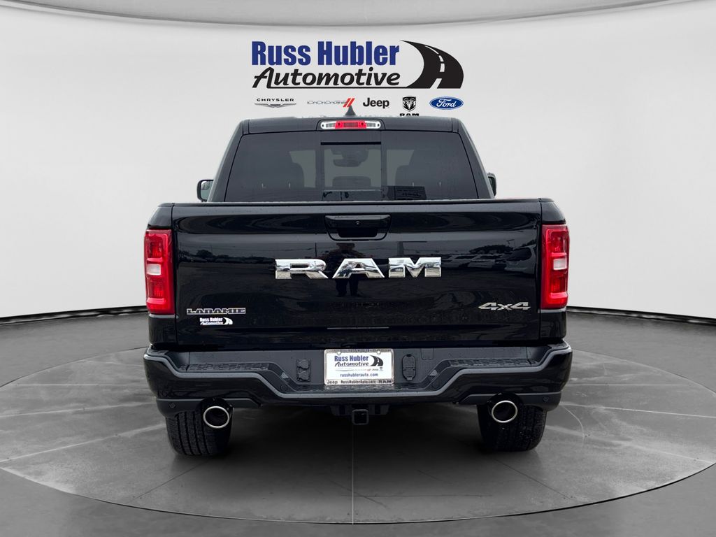 New 2027 Ram 1500 LARAMIE CREW CAB 4X4 Pickup