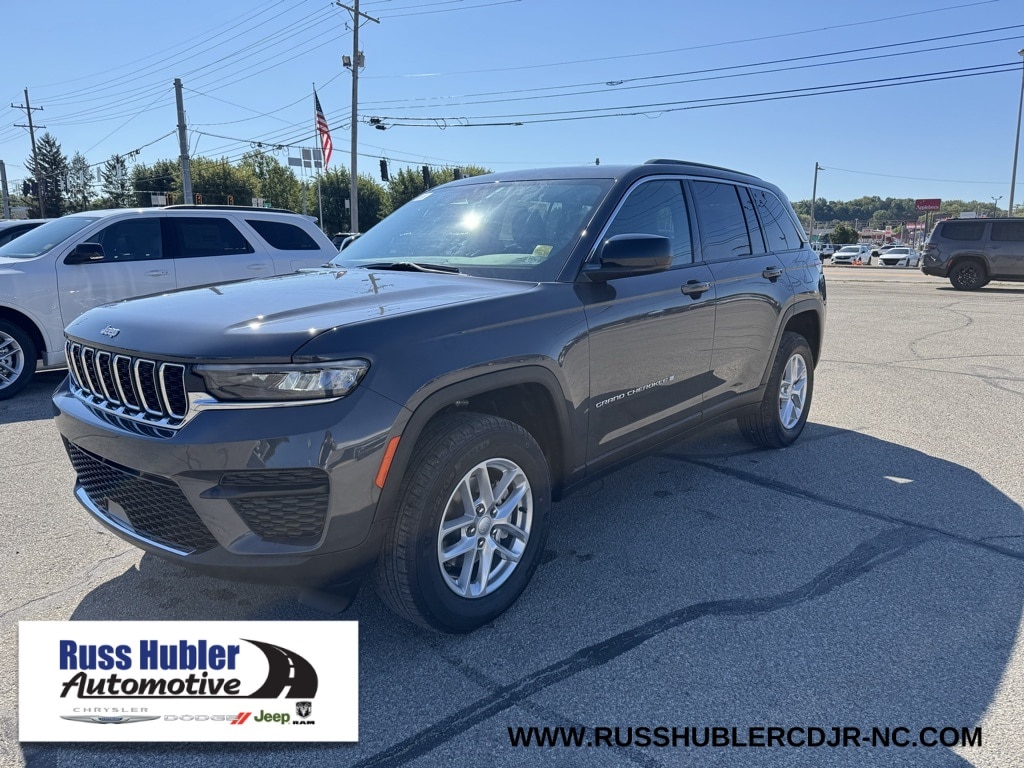 2025 Jeep Grand Cherokee Laredo's photo
