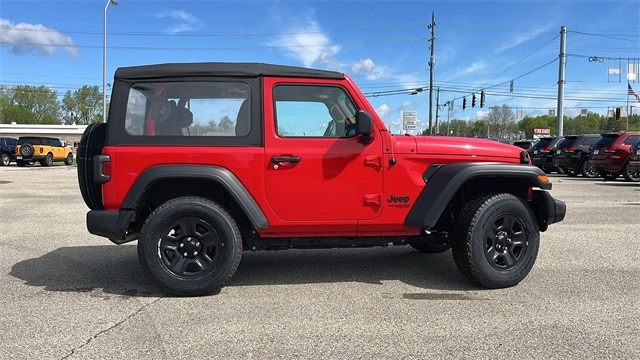 Used 2021 Jeep Wrangler Sport with VIN 1C4GJXAN8MW662488 for sale in New Castle, IN