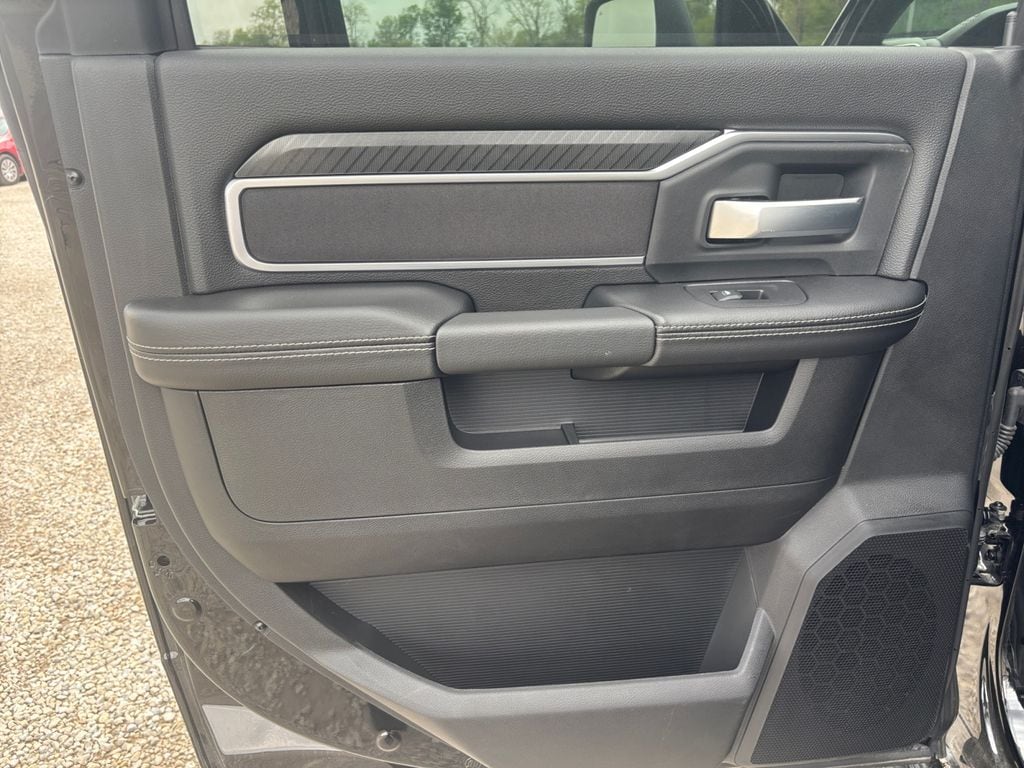 2025 RAM 2500 Big Horn - Photo 23