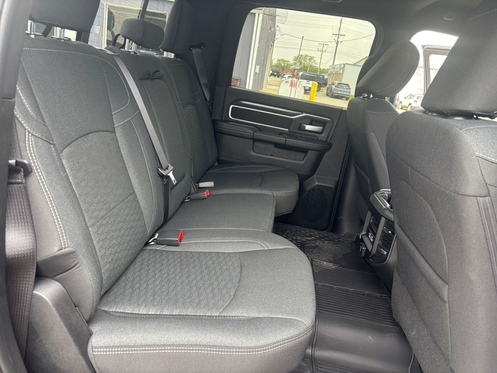 2025 RAM 2500 Big Horn - Photo 33