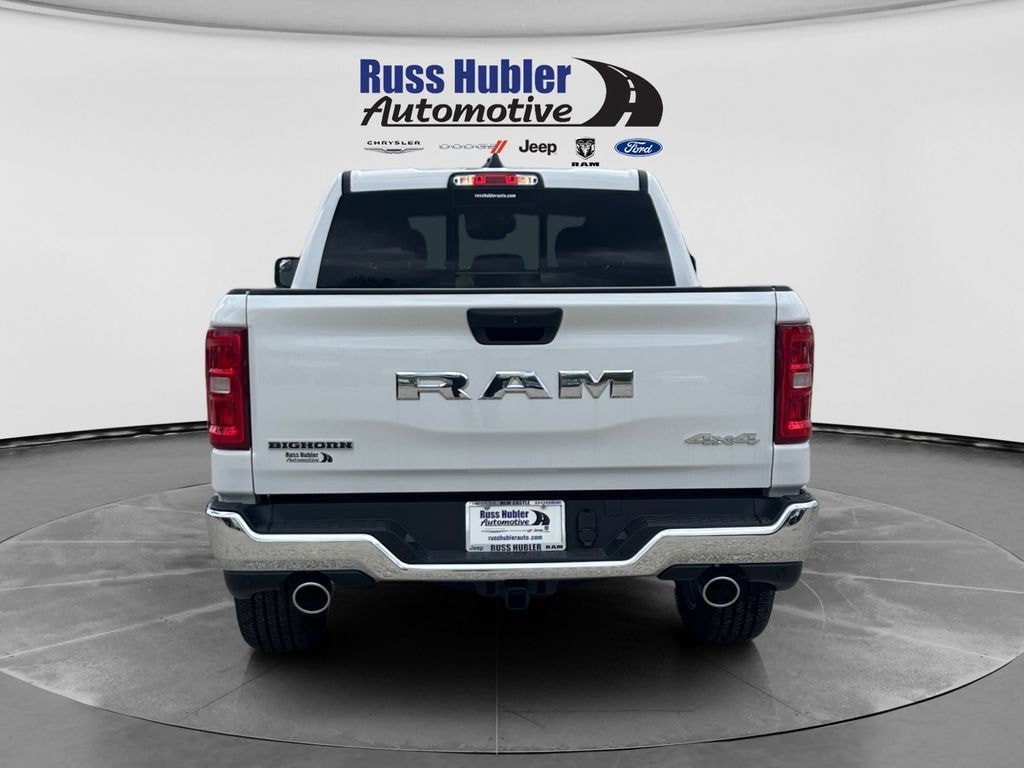 New 2026 Ram 1500 BIG HORN CREW CAB 4X4 5'7 BOX Pickup
