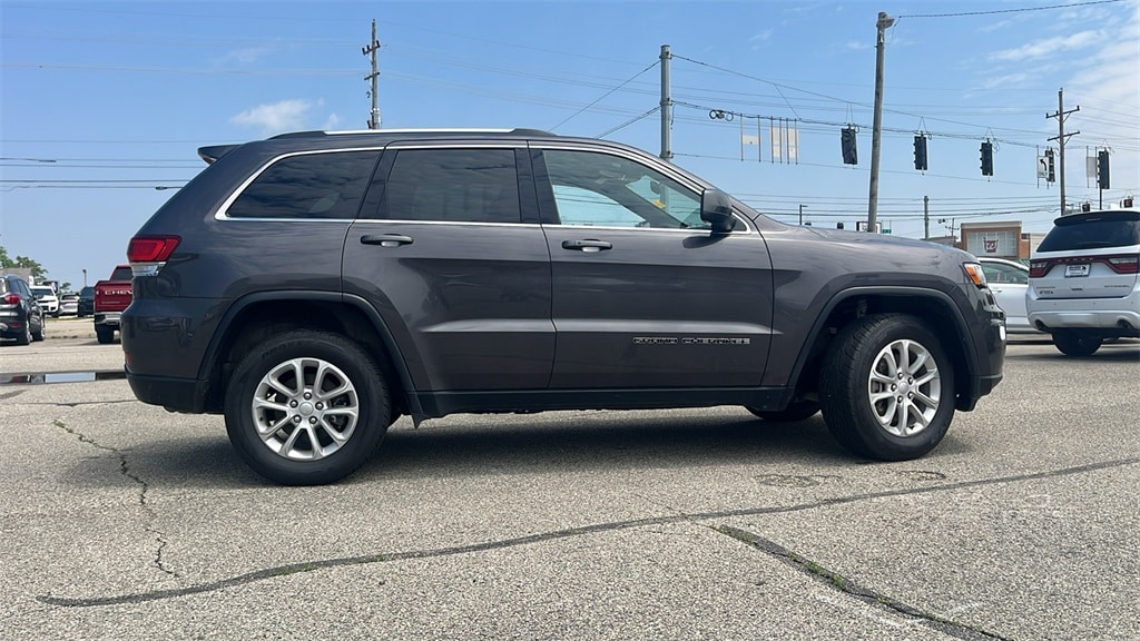 Used 2021 Jeep Grand Cherokee Laredo E with VIN 1C4RJFAG6MC776110 for sale in New Castle, IN