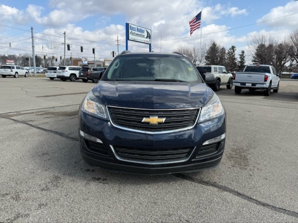 Used 2016 Chevrolet Traverse LS SUV