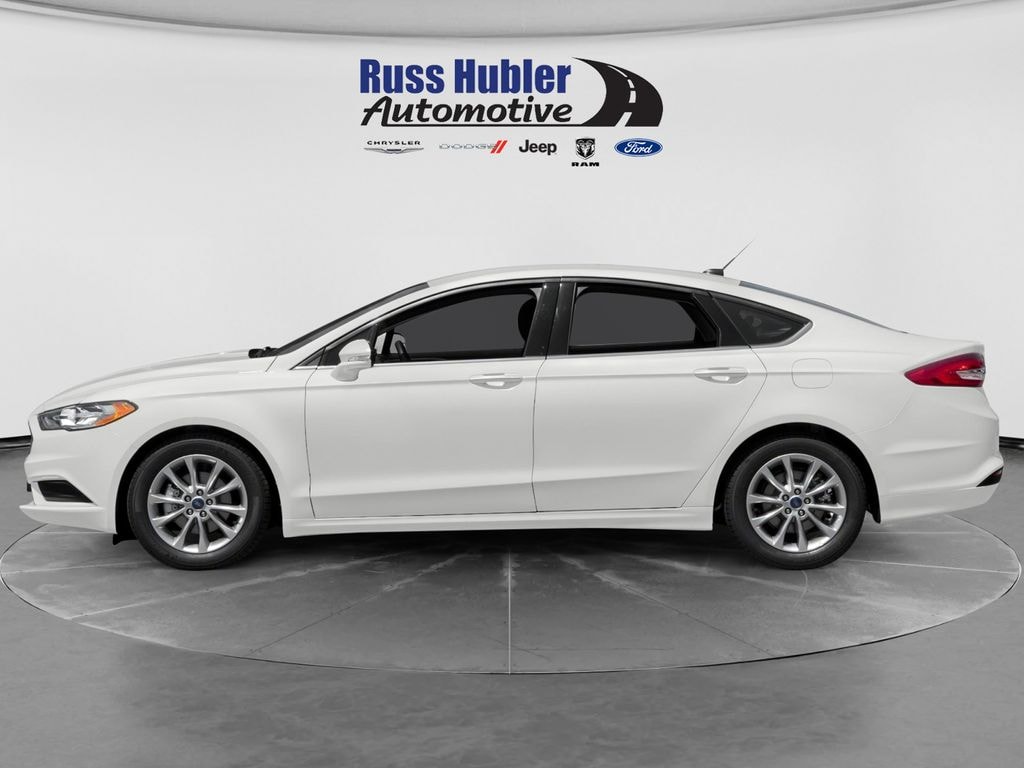 Used 2017 Ford Fusion SE Sedan