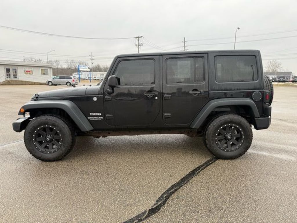 Used 2014 Jeep Wrangler Unlimited Sport 4x4 SUV
