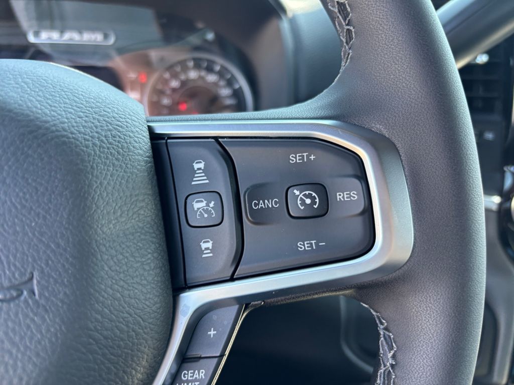 2025 RAM 2500 Big Horn - Photo 16