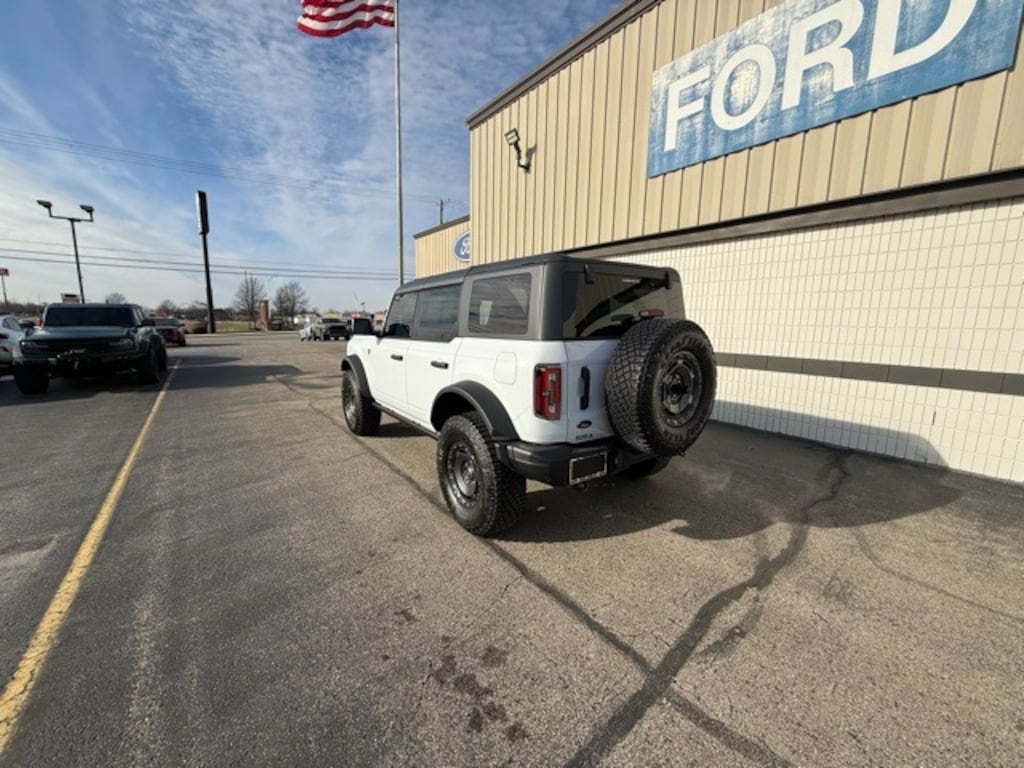 Used 2024 Ford Bronco Badlands SUV