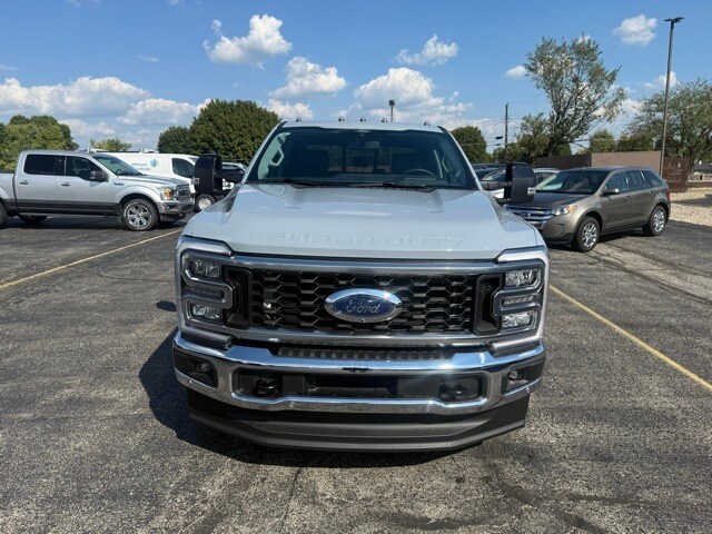 2026 Ford F-350 King Ranch photo 2