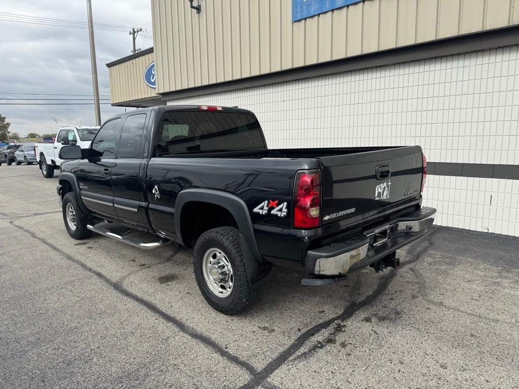 Used 2004 Chevrolet Silverado 2500HD LS Truck