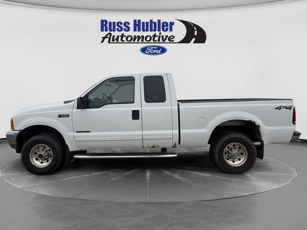 Used 2001 Ford F-250 Super Duty XL with VIN 3FTNX21FX1MA38365 for sale in Greensburg, IN