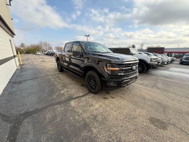 2026 Ford F-150 XLT - Photo 8