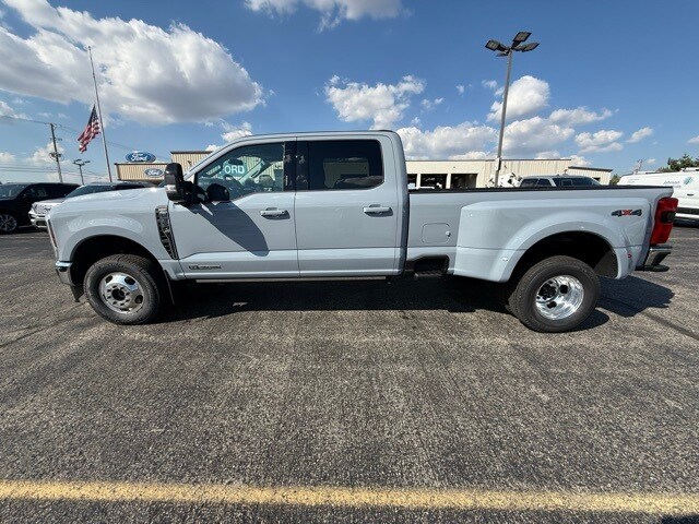 2026 Ford F-350 King Ranch photo 3