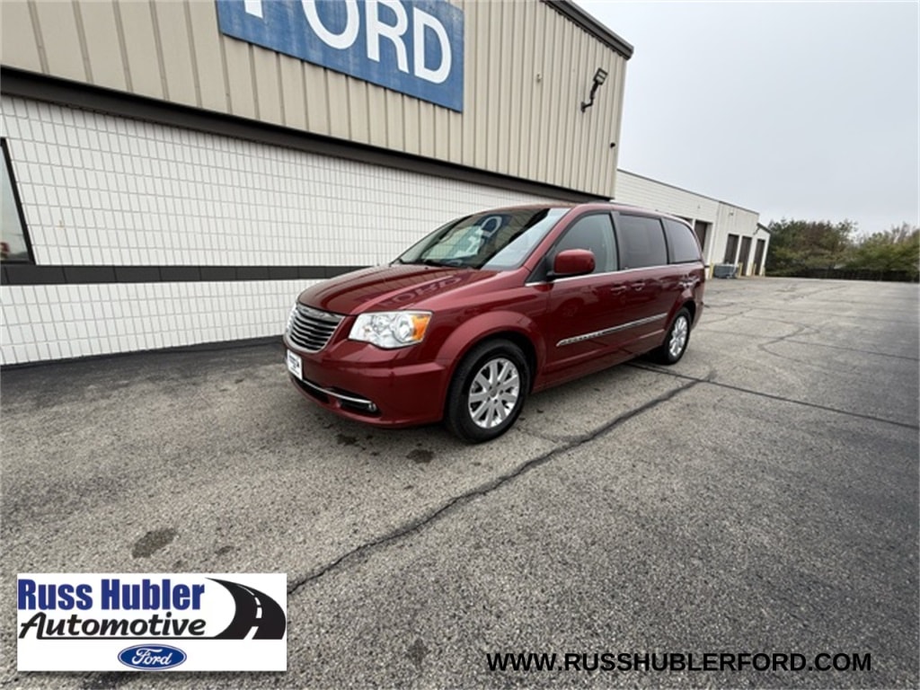 2013 Chrysler Town & Country Touring