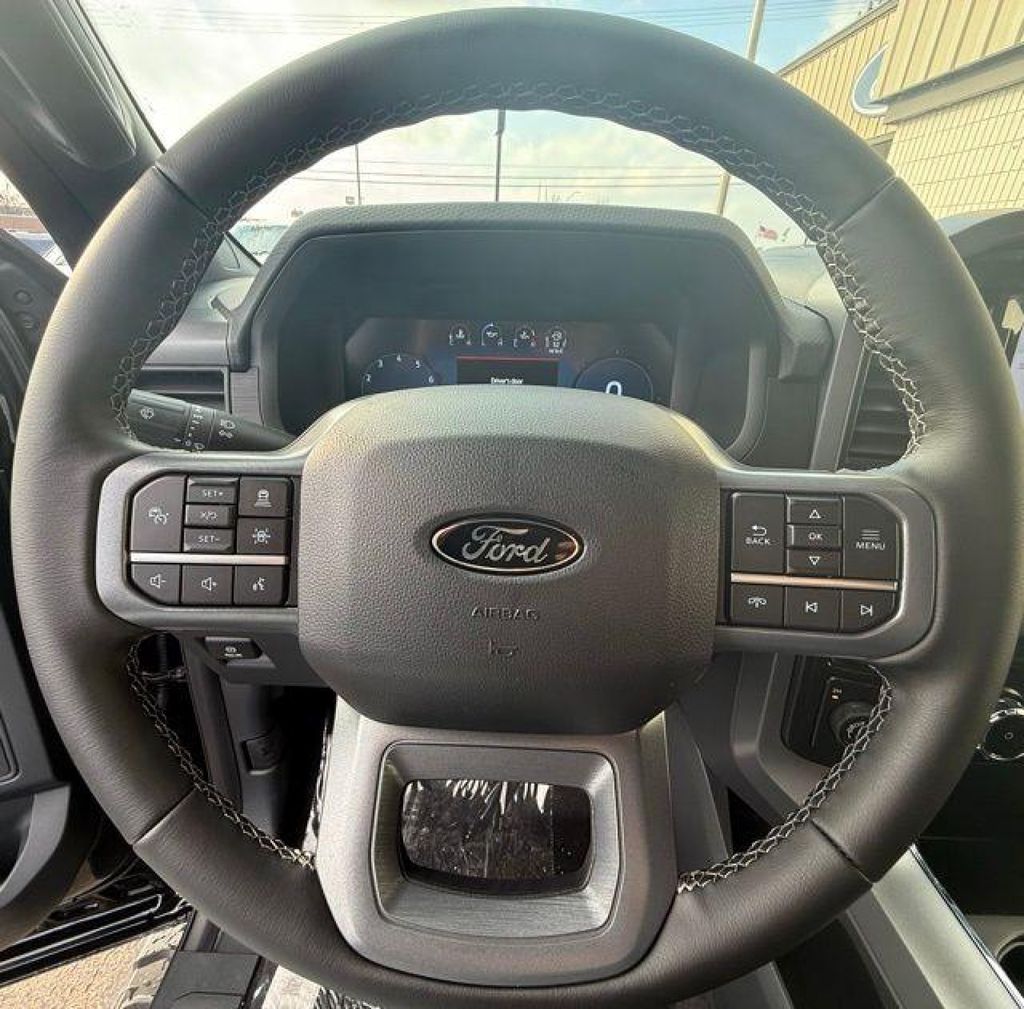 2026 Ford F-150 XLT - Photo 16