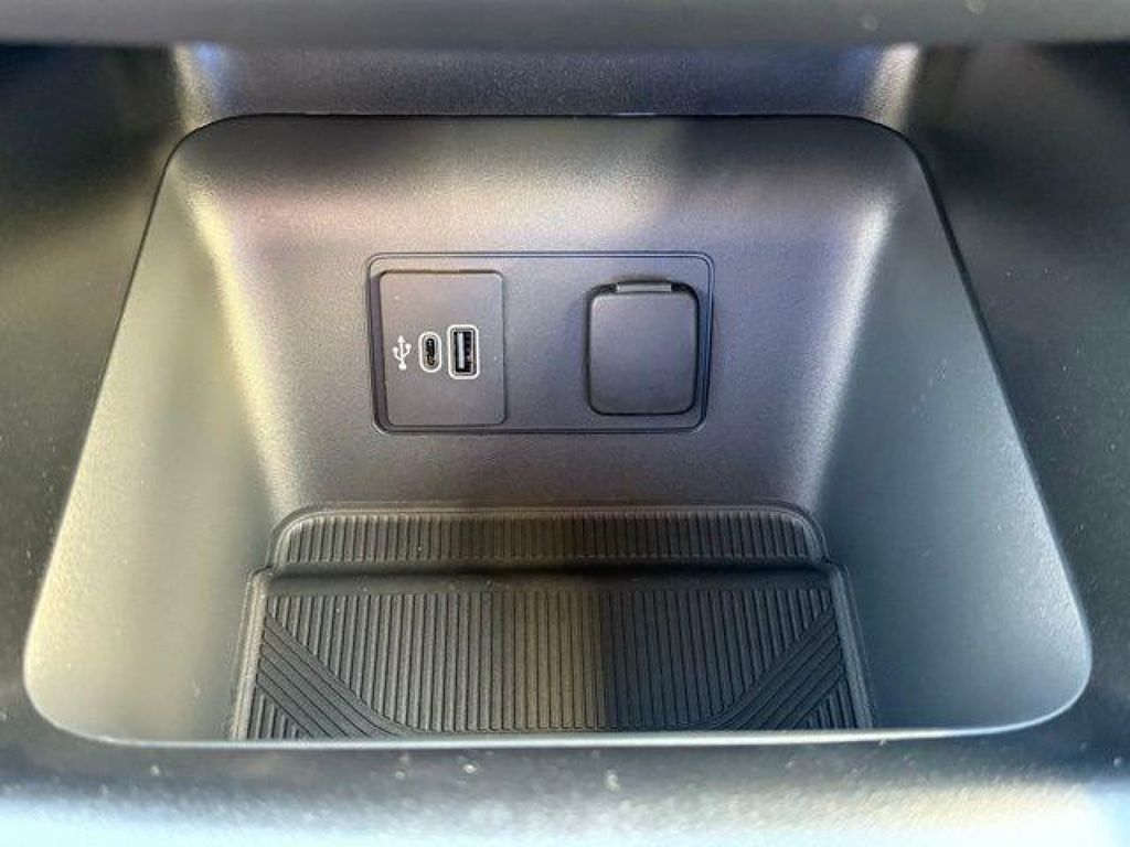 2026 Ford Explorer Tremor - Photo 14