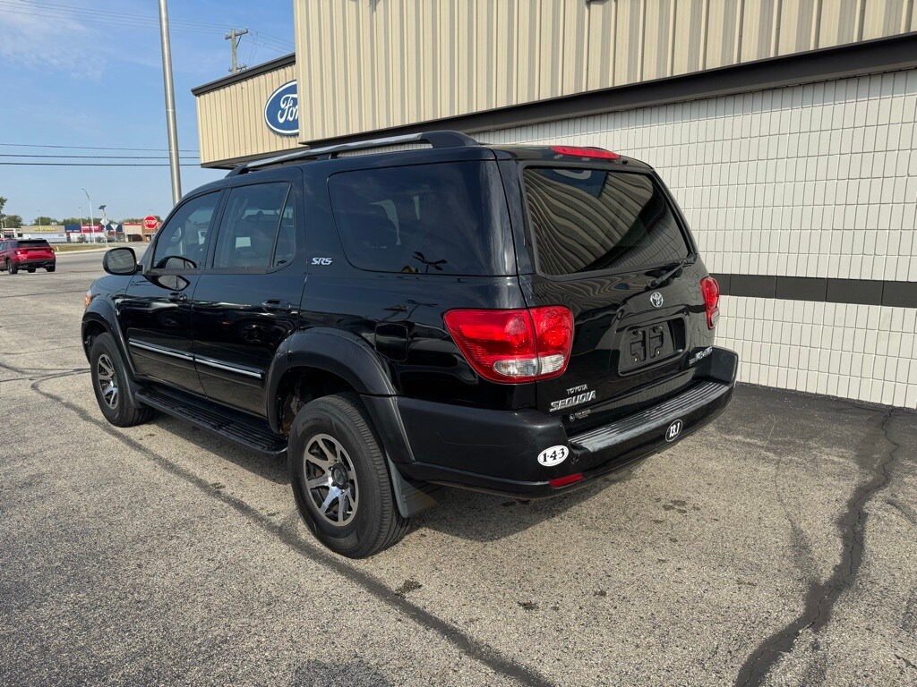 2007 Toyota Sequoia SR5 photo 3
