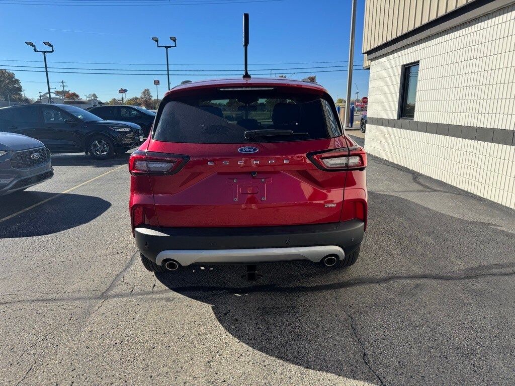 2023 Ford Escape Base Hybrid photo 4