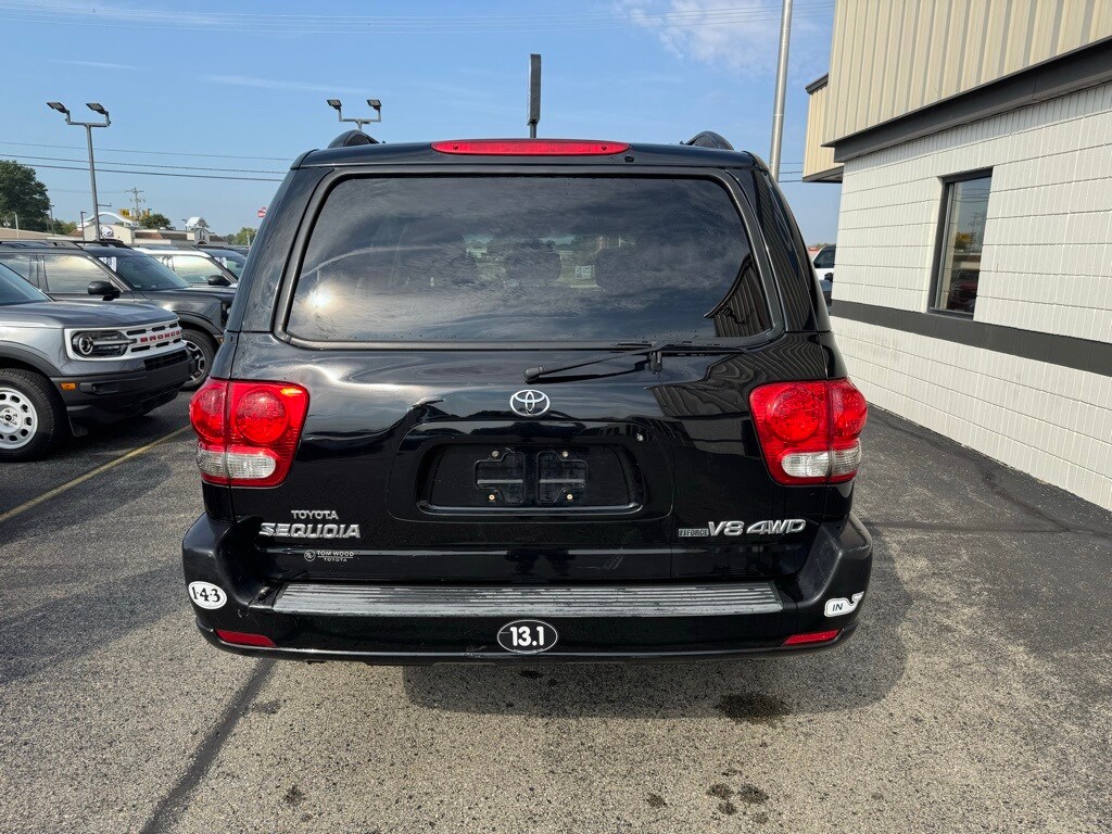 2007 Toyota Sequoia SR5 photo 4