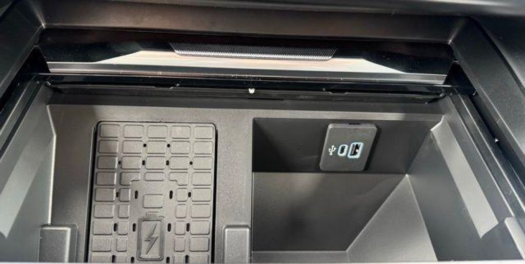 2026 Ford F-350 Super Duty Platinum - Photo 14