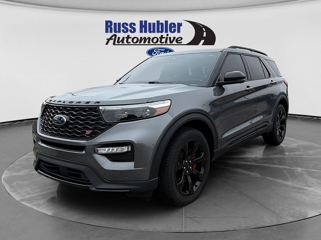 2023 Ford Explorer ST 4WD's photo