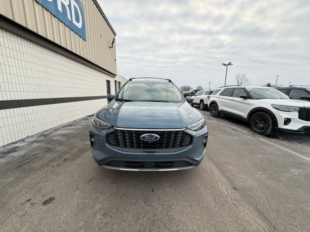 Used 2023 Ford Escape Platinum SUV