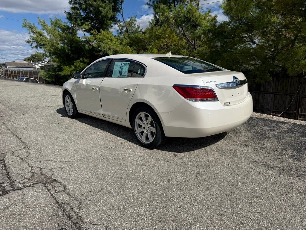 2011 Buick LaCrosse CXL photo 4