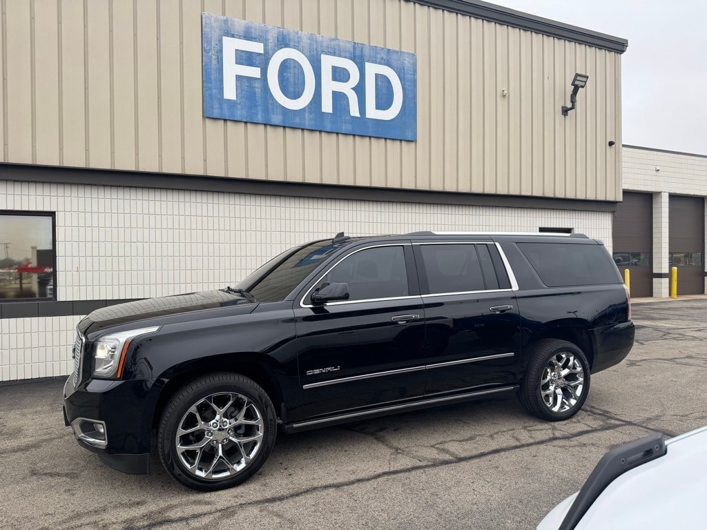 Used 2017 GMC Yukon XL Denali SUV